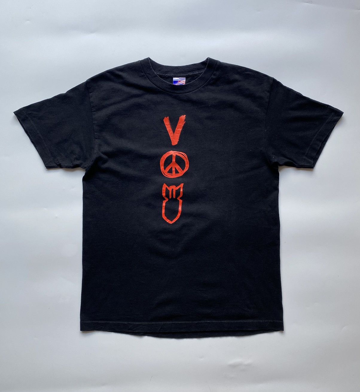 Band Tees 2006 FADED BLACK U2 'VERTIGO TOUR' TEE (M) Size US M / EU 48-50 / 2 - 1 Thumbnail