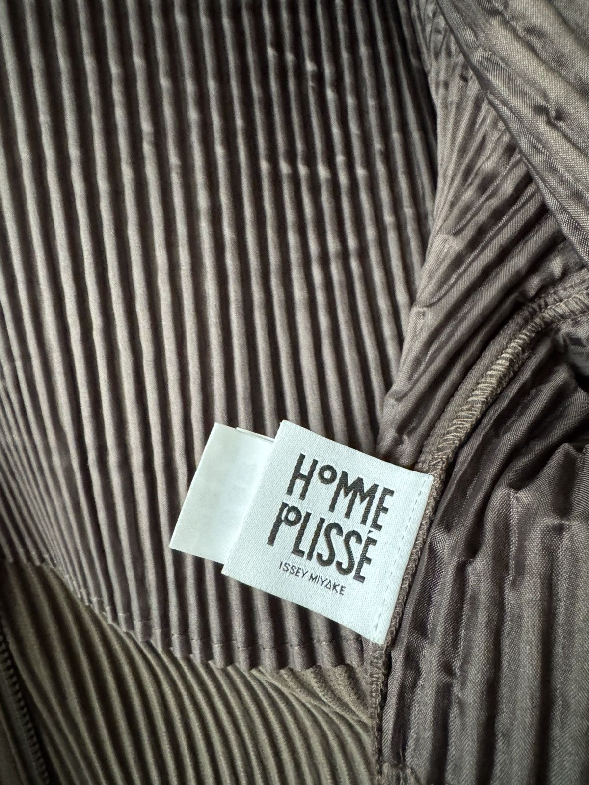 Homme Plisse Issey Miyake Issey Miyake Homme PLISSE Jacket Size M-L Size US M / EU 48-50 / 2 - 9 Thumbnail