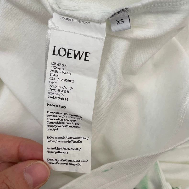 Loewe LOEWE White short-sleeved T-shirt with large green Logo on Size XS / US 0-2 / IT 36-38 - 6 Thumbnail