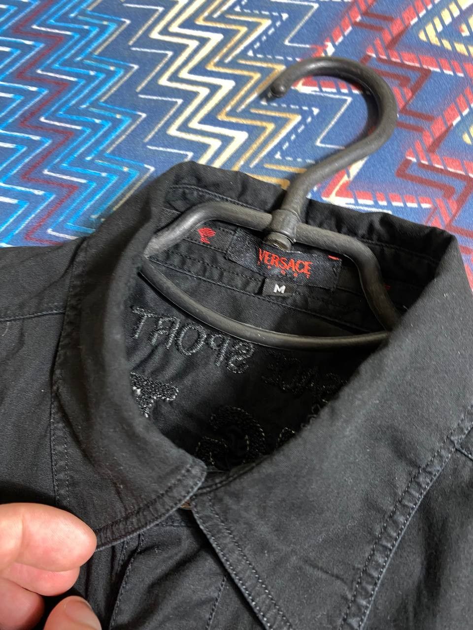 Versace Vintage Y2K shirt Versace black luxury big logo streetwear Size US M / EU 48-50 / 2 - 2 Thumbnail