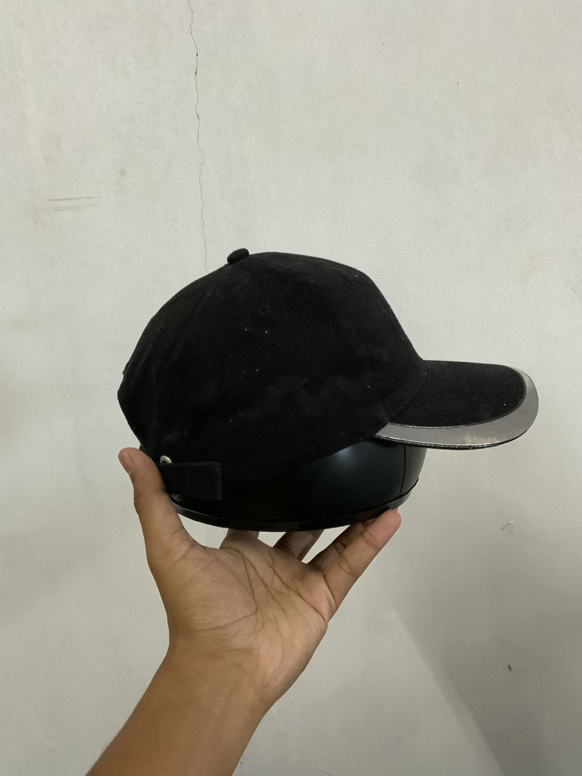 Japanese Brand Chevron Small Logo Reflector Hat Size ONE SIZE - 5 Thumbnail