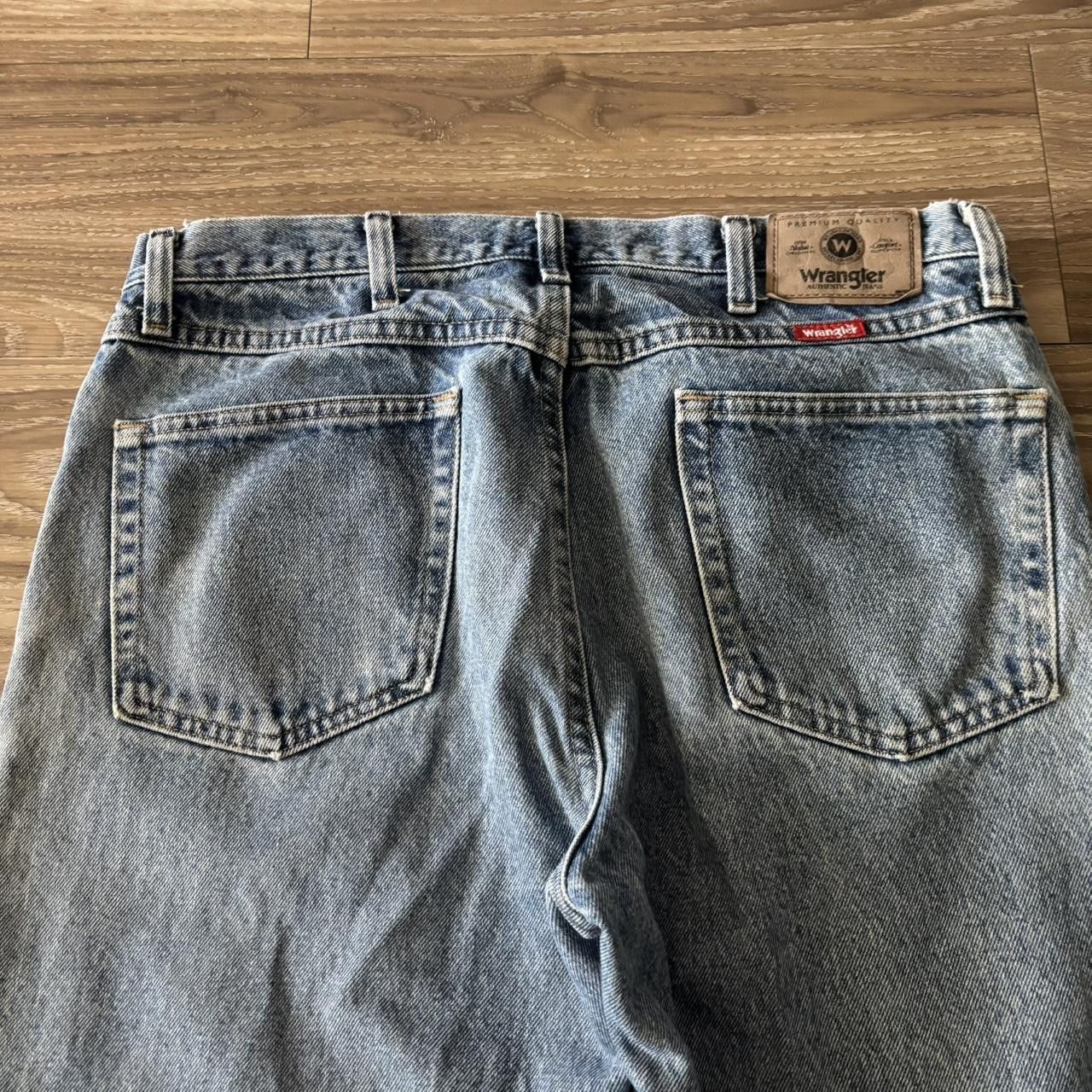 Vintage Crazy Vintage Y2K/2000s Light Wash Workwear Essential Denim Jeans! 35x30 Size US 35 - 7 Thumbnail