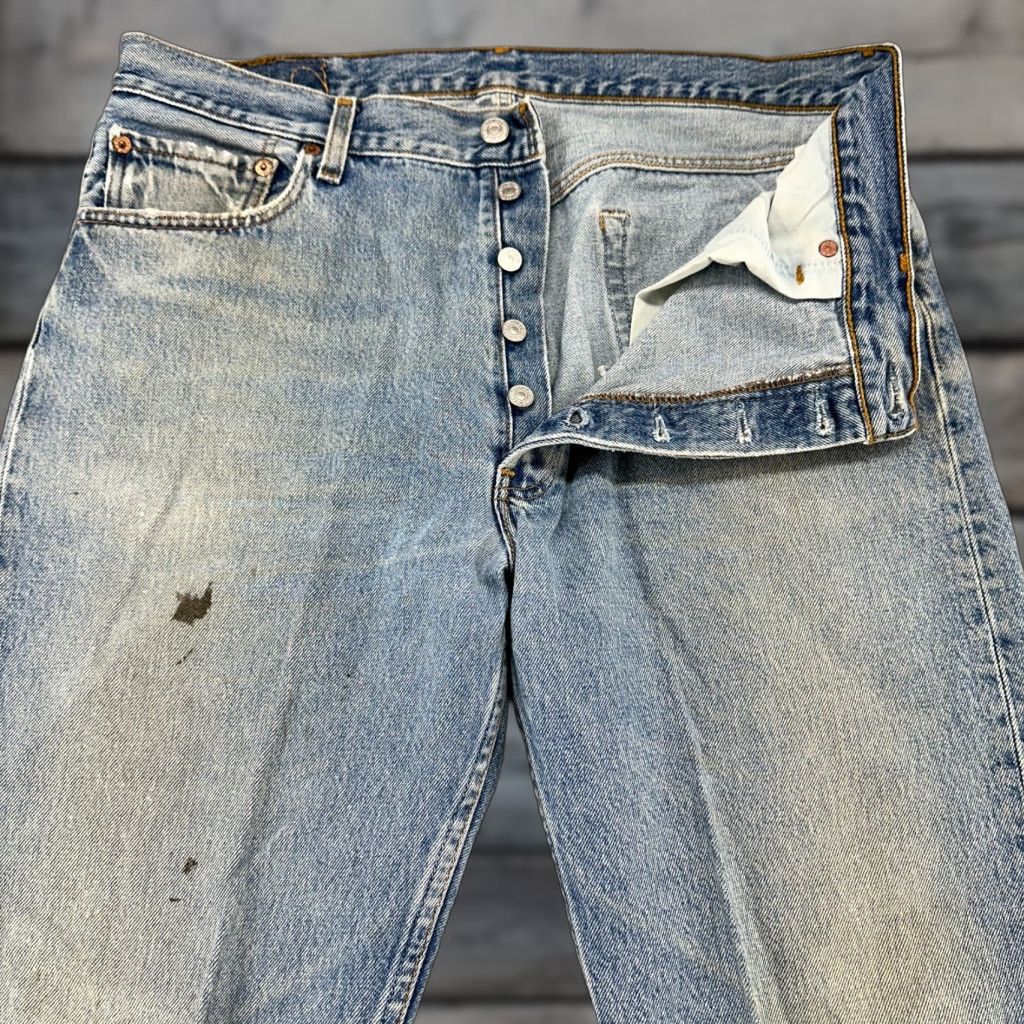 Levi's VINTAGE Levi's 501 Jeans Mens 36x32 Blue Distressed Medium Wash Straight 5-Pocket Denim Jeans Mens Regular Blue Size US 36 / EU 52 - 1 Thumbnail