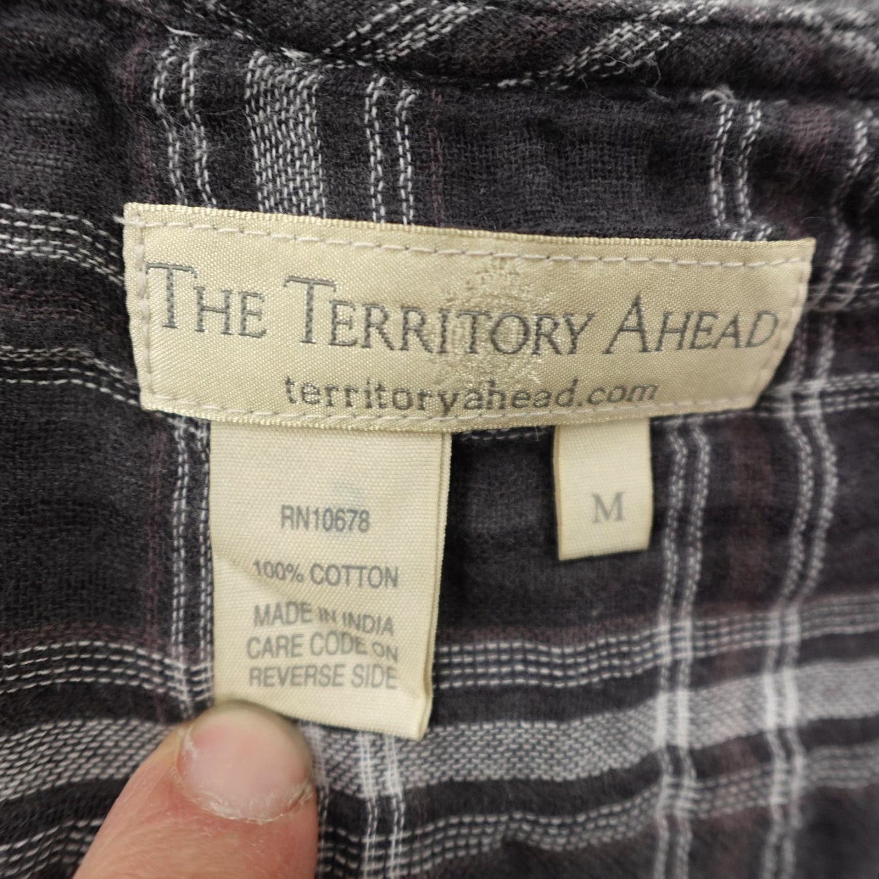 The Territory Ahead Territory Ahead Shirt Womens Medium Gray Plaid Ruffle Trim Button Front Flannel Size M / US 6-8 / IT 42-44 - 7 Thumbnail
