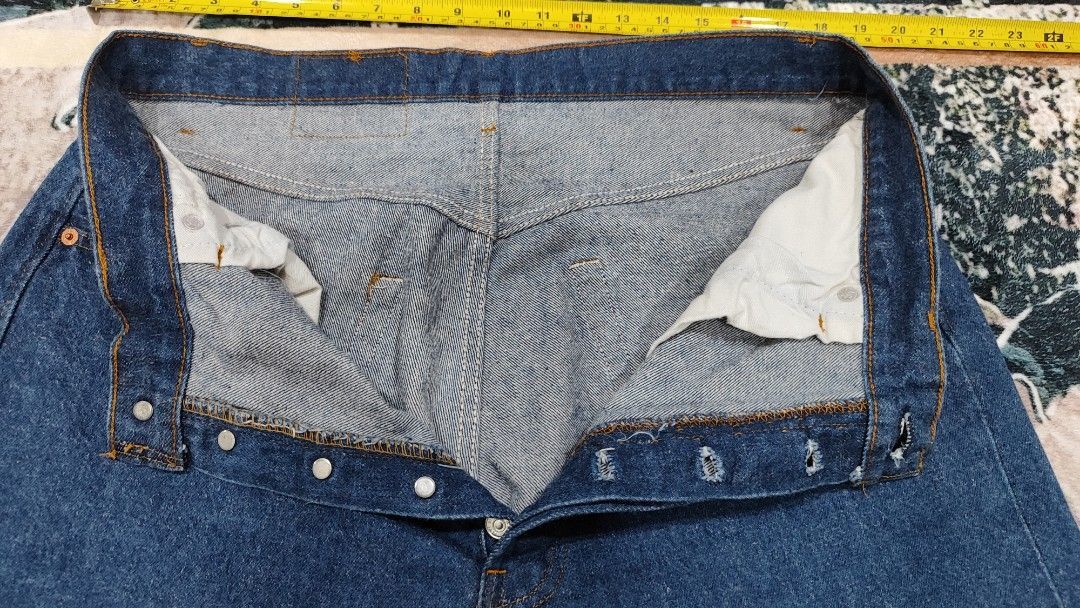 Levi's Vintage Clothing Vintage Early 80s Levi’s 501 Small e Jeans USA Made W38 L33 Size US 36 / EU 52 - 4 Thumbnail