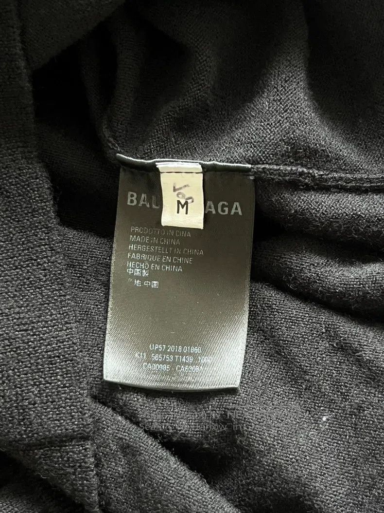 Balenciaga Balenciaga long sleeve Size US M / EU 48-50 / 2 - 4 Thumbnail