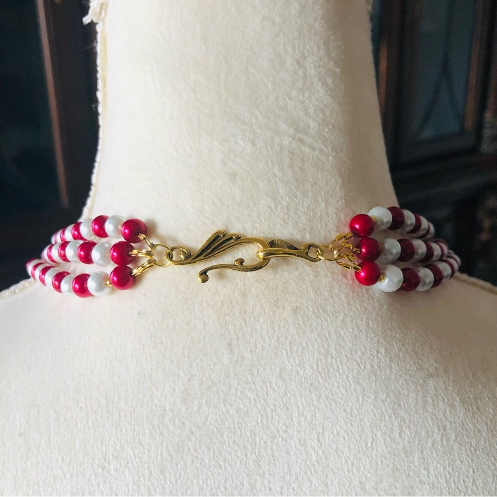 Handmade Handcrafted candy cane victorian lady cameo Pearl necklac Size ONE SIZE - 9 Thumbnail