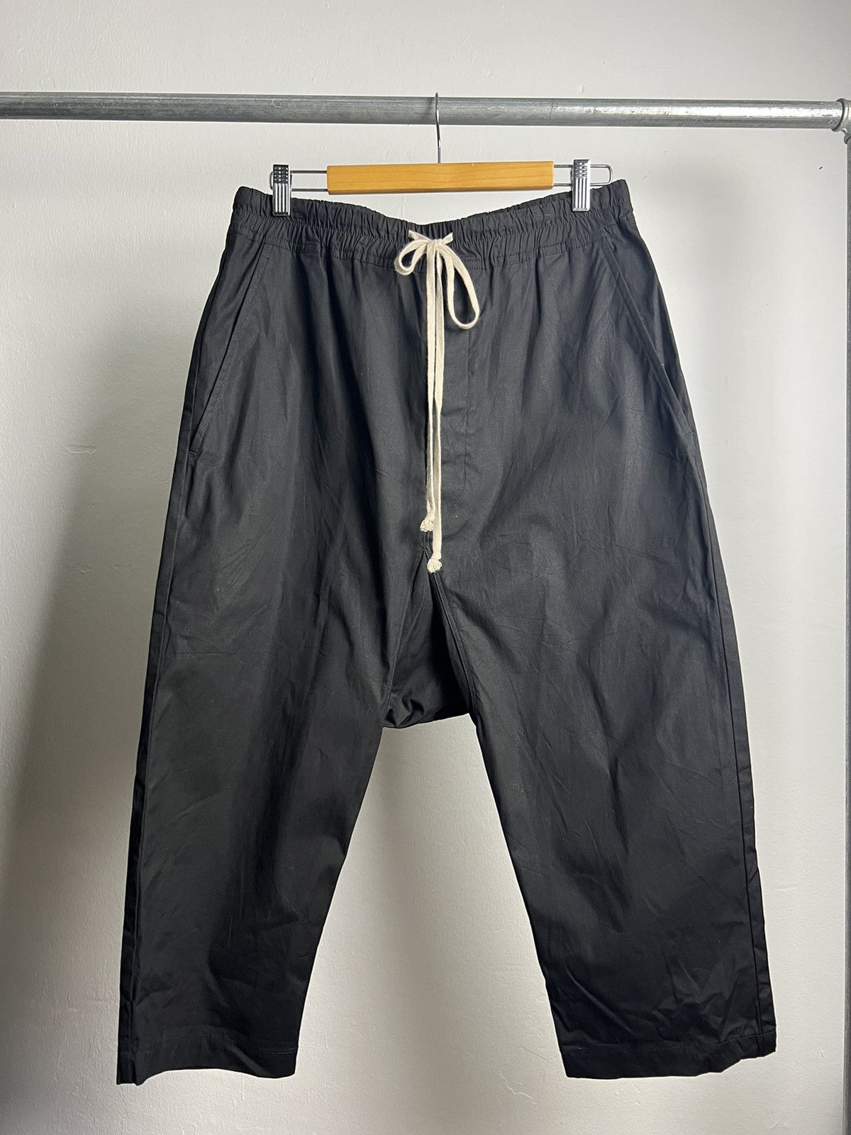 Rick Owens SS18 Rick Owens "Dirt" Cropped Pants Black Size US 32 / EU 48 - 1 Thumbnail