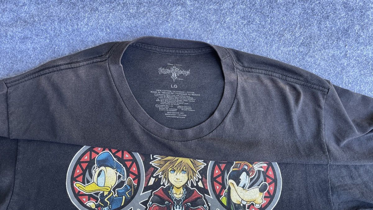 Beauty Beast Vintage y2k Disney🔥KINGDOM HEARTS🔥Full PRINT Faded Tee Size US L / EU 52-54 / 3 - 11 Thumbnail