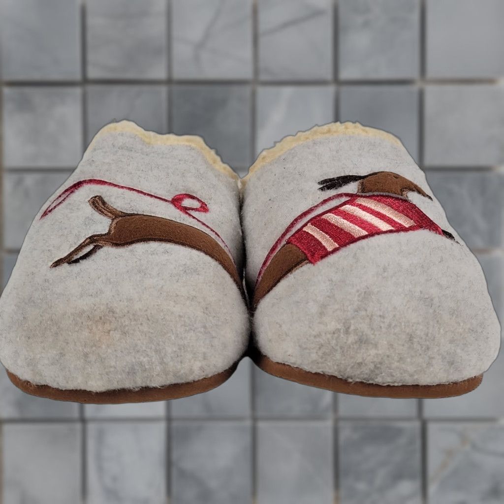 Lands' End Lands' End Women's Gray Felt Critter Scuff Slippers Mule Slip On 8 M / 38.5 Fall Winter Travel Casual Womens Slipper Size ONE SIZE - 1 Thumbnail