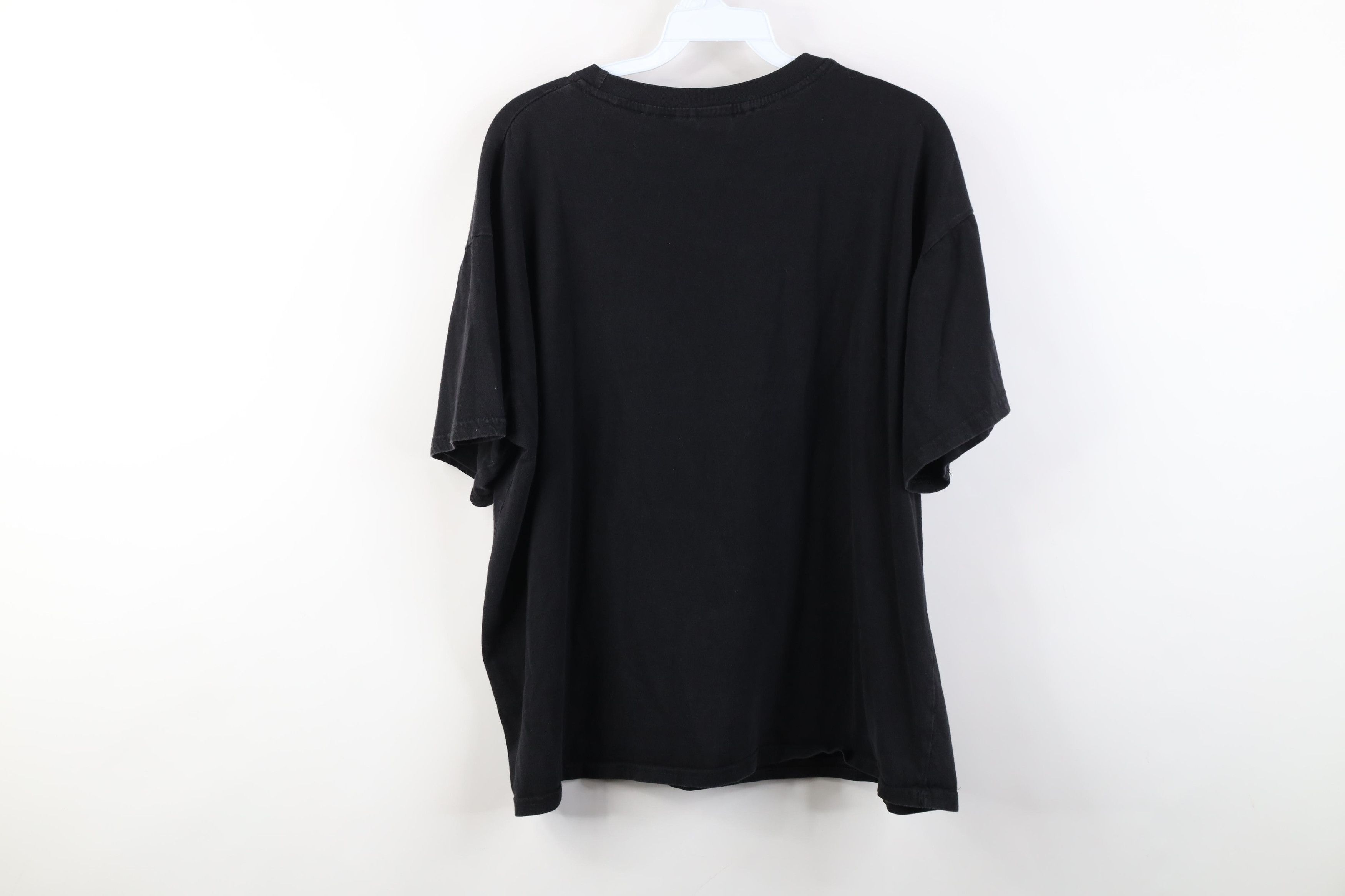 Vintage Vintage Streetwear Spell Out Halestorm Band T-Shirt Black Size L / US 10 / IT 46 - 15 Thumbnail