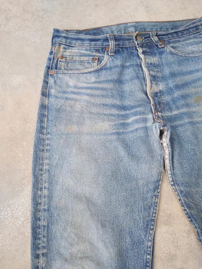 Levi's 80s Vintage Levis 501 Made In USA Distressed Jeans 31x30 Size US 31 - 10 Thumbnail