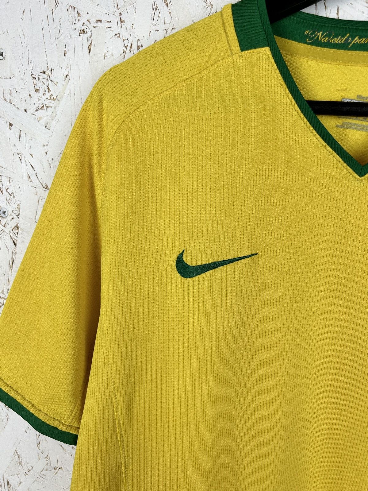Nike 00s Vintage Nike Brazil 2008 Home World Cup Jersey Yellow L Size US L / EU 52-54 / 3 - 3 Thumbnail