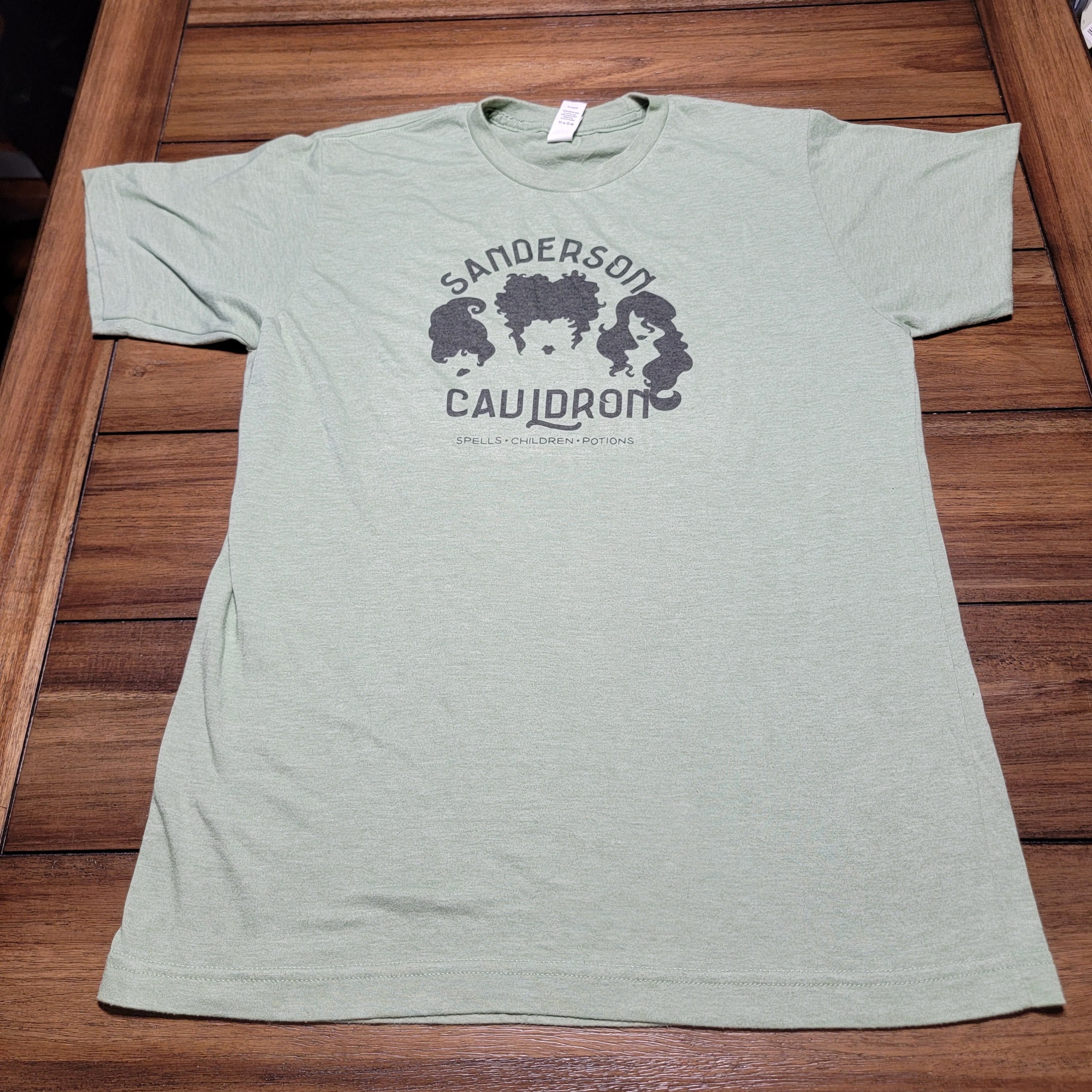 Tultex Tultex SS Green Tee "Sanderson Cauldron" - Size Medium Size M / US 6-8 / IT 42-44 - 1 Thumbnail