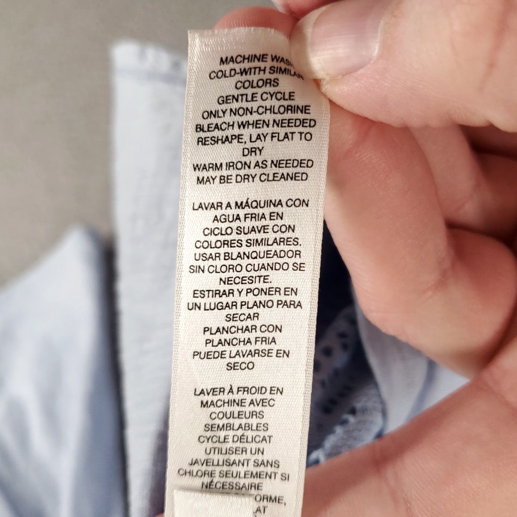 Vintage VINTAGE Chicos Blouse Shirt Womens L Light Blue V-Neck Lace Back Lightweight Knit Button Decade Classic All Seasons Mens? Wait no. Size L / US 10 / IT 46 - 6 Thumbnail