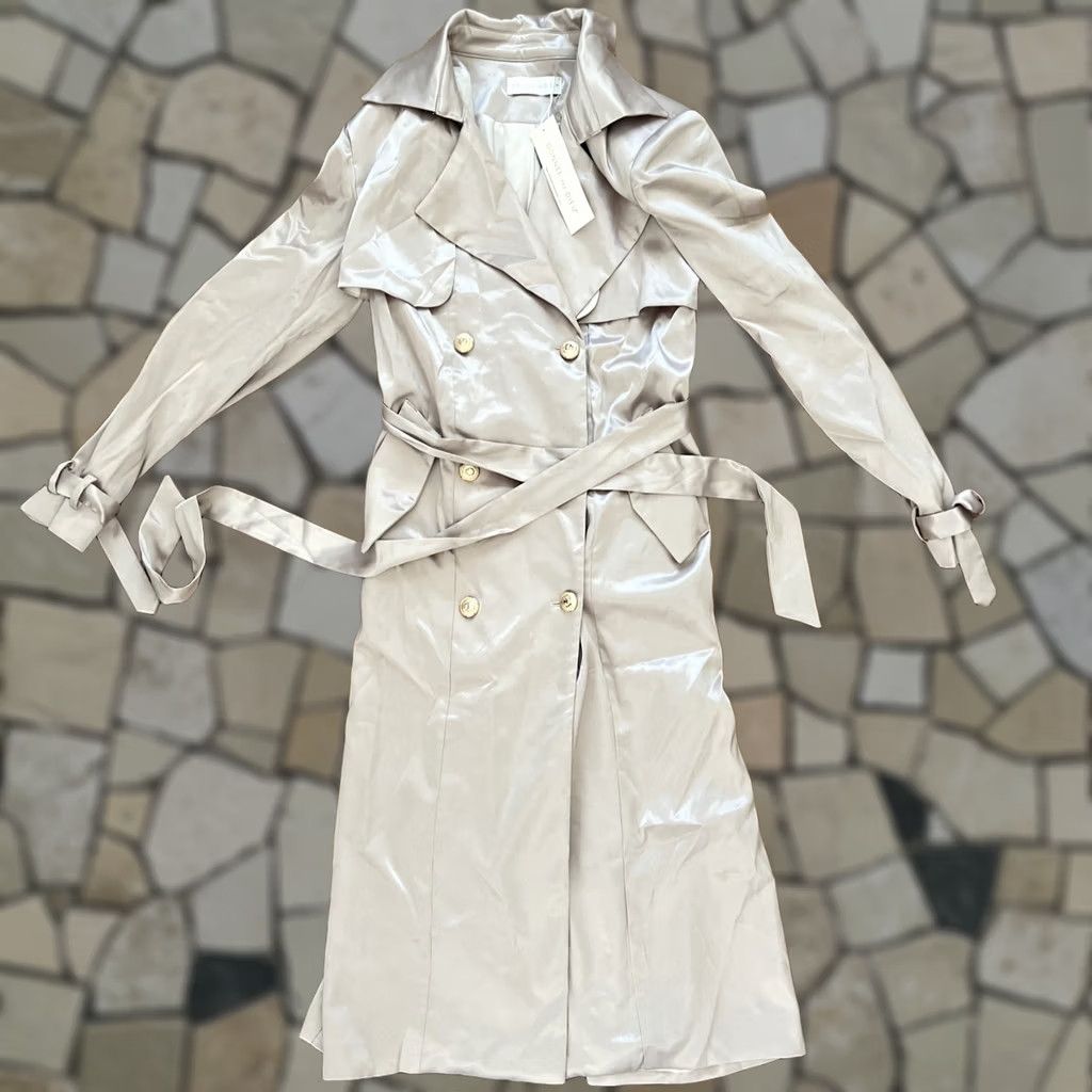 Vintage donnee par dieu Silk Coat Women S Beige Polyester Coat Regular Size S Size S / US 4 / IT 40 - 1 Thumbnail