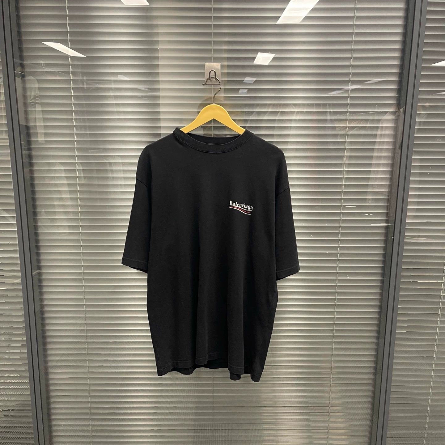 Balenciaga Balenciaga Coca-Cola Wave Print SS S Size 99 New Size US S / EU 44-46 / 1 - 1 Thumbnail