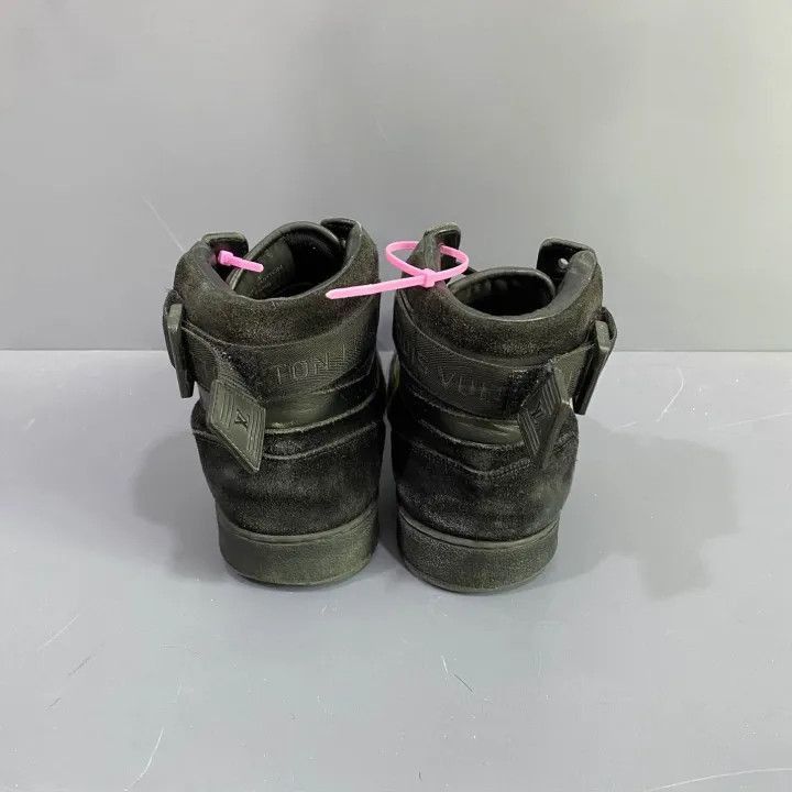 Louis Vuitton Louis Vuitton Rivoli High-Top Sneakers for Men -2508 Size US 8.5 / EU 41-42 - 3 Thumbnail