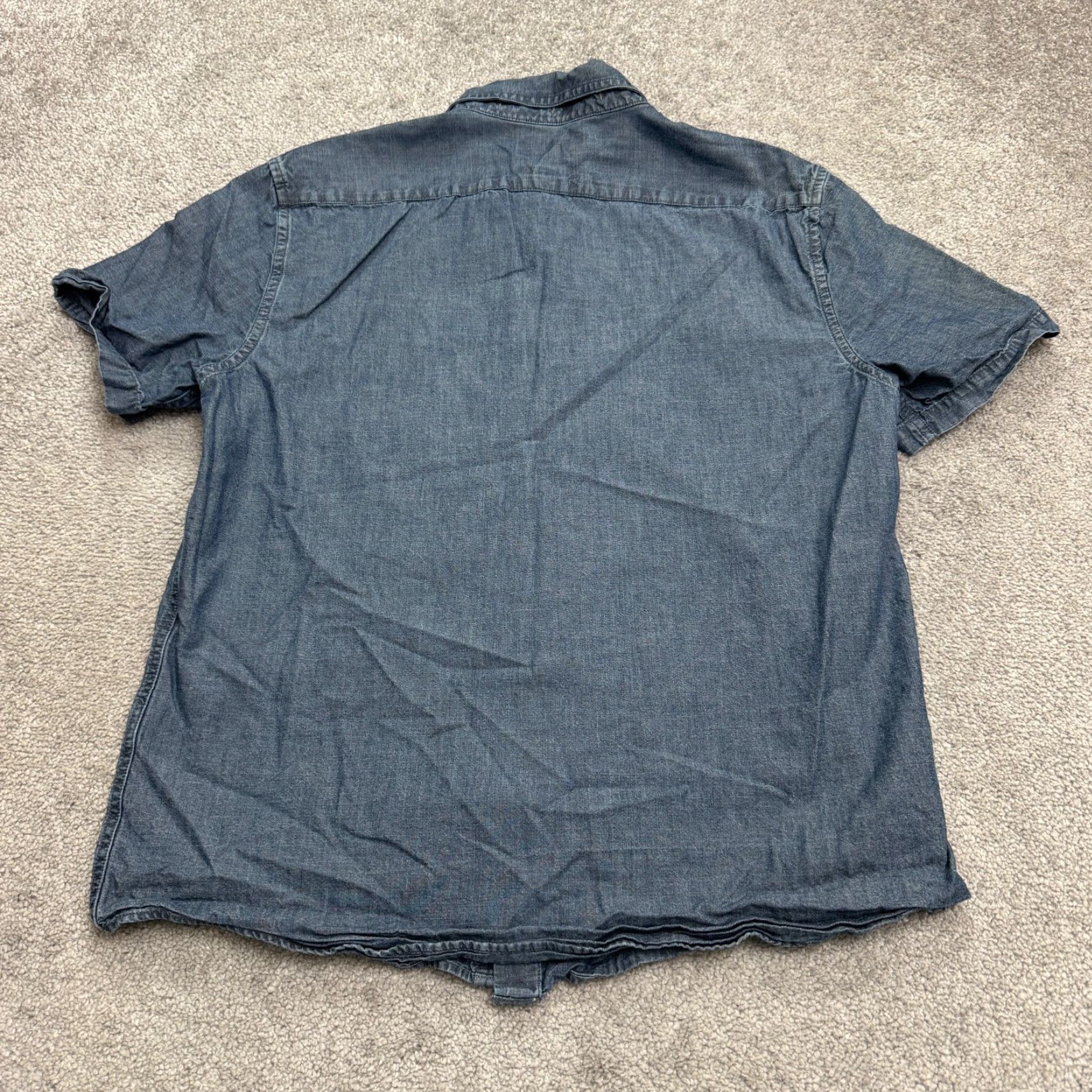 Banana Republic Banana Republic Slim Fit Chambray Button-Up Shirt Mens Medium Blue Cotton Casual Outdoor Size US 31 - 2 Thumbnail