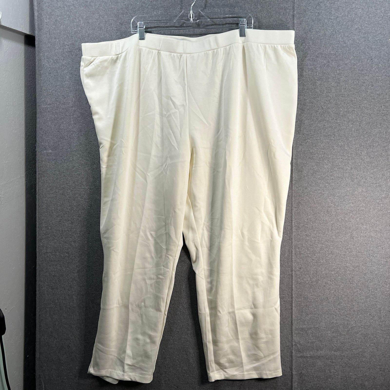 Other Girl With Curves Women Pants Size 4X Regular Knit Slim Size 42" / US 20 - 1 Thumbnail