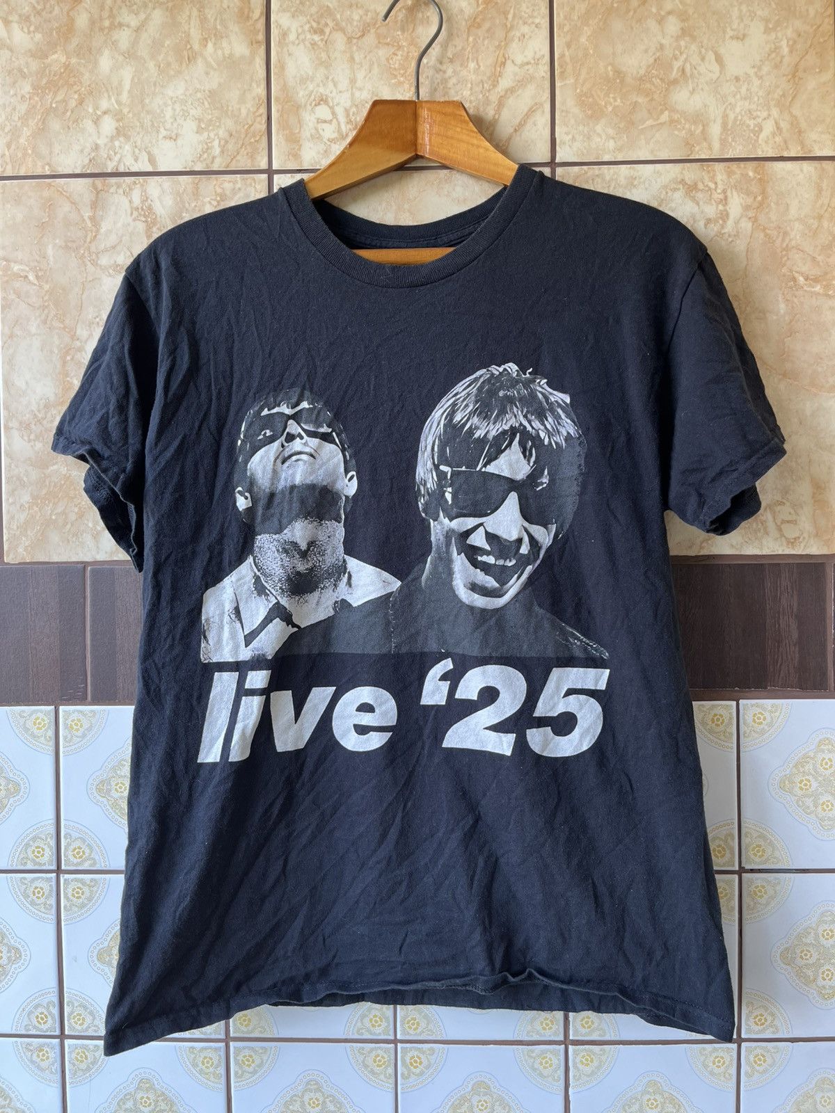 Band Tees × Vintage Oasis T-shirt 