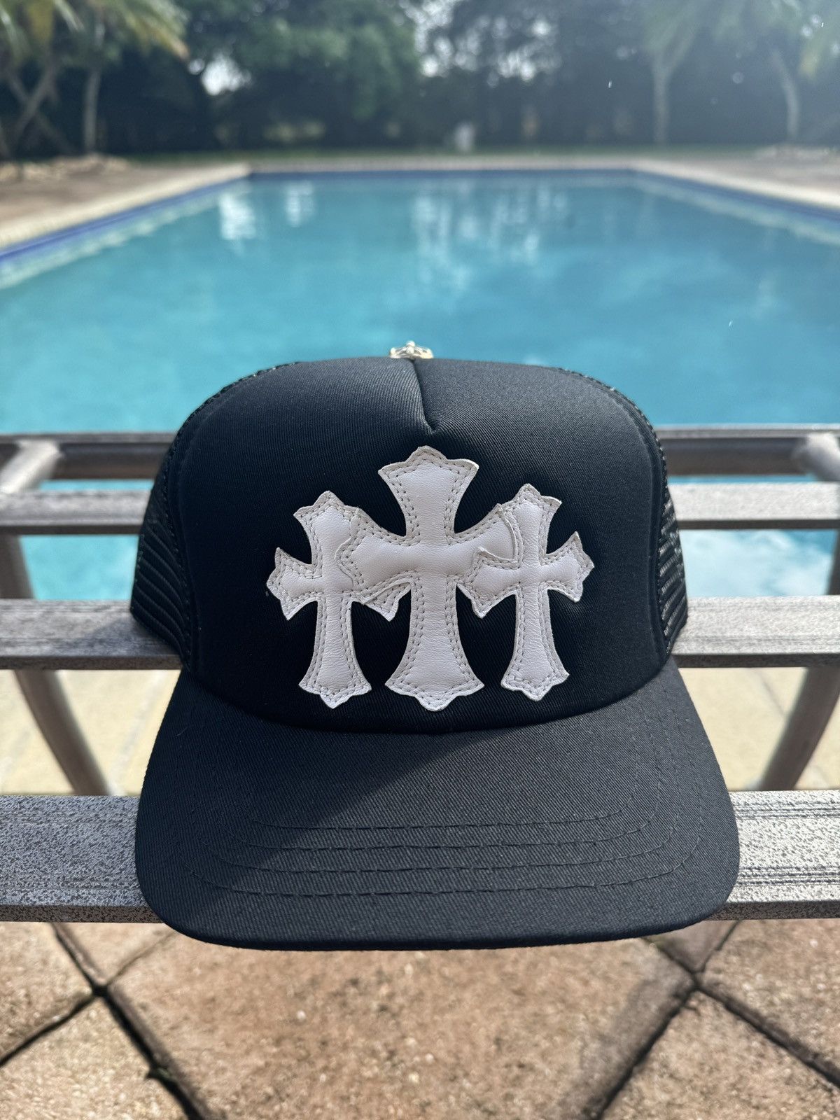 Chrome Hearts Chrome Hearts White Triple Cross Black Trucker Hat
