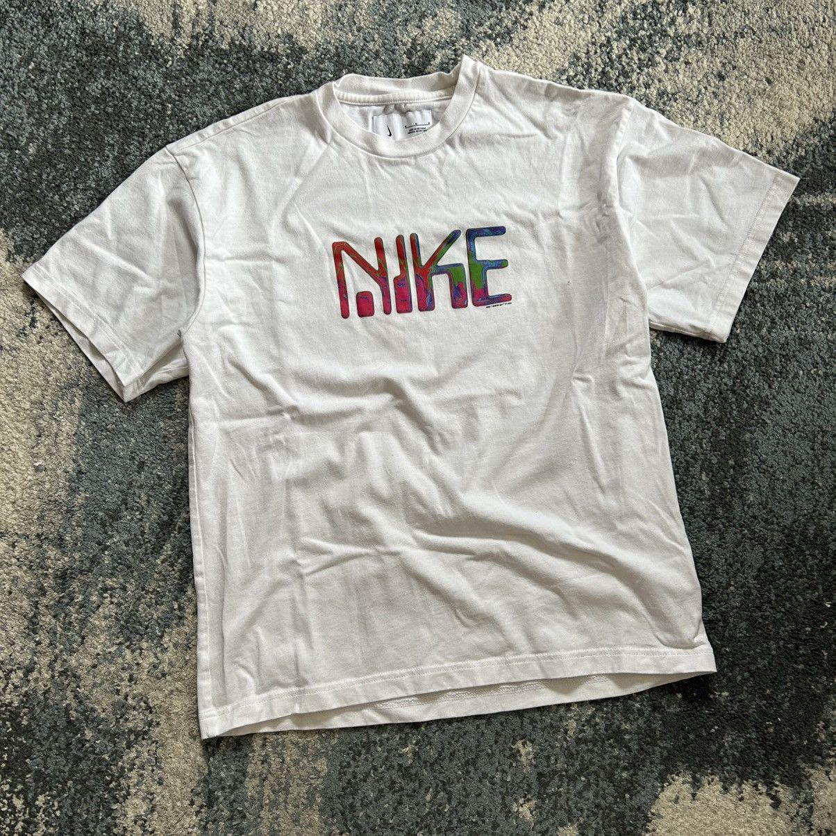 Nike DX5828-100 2022 NiKE DESiGN CHROMATiC RETRO FUTURiSM TEE Size US M / EU 48-50 / 2 - 1 Thumbnail