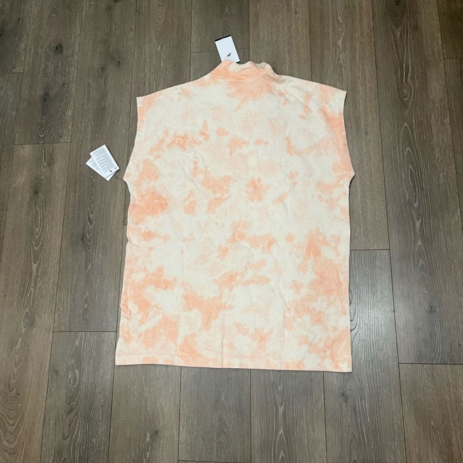 Nike NWT Nike Womens Peach Tie-Dye Mock Neck Shirt - Size L Size L / US 10 / IT 46 - 2 Thumbnail