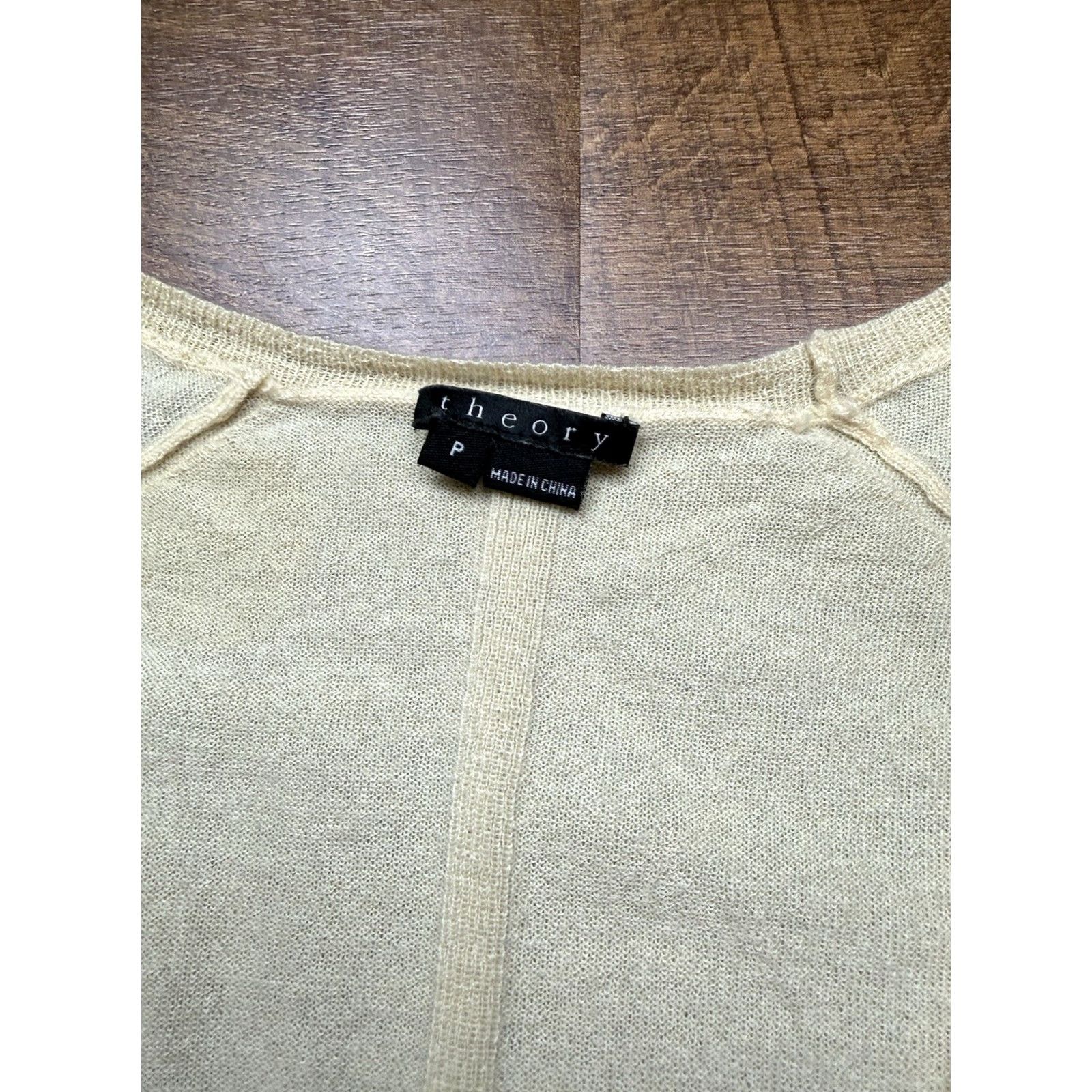 Theory THEORY Women's 100% Cashmere Sweater V-Neck Pullover Petite P Ivory Shirt Womens Pullover Knit Vintage No Size S / US 4 / IT 40 - 4 Thumbnail