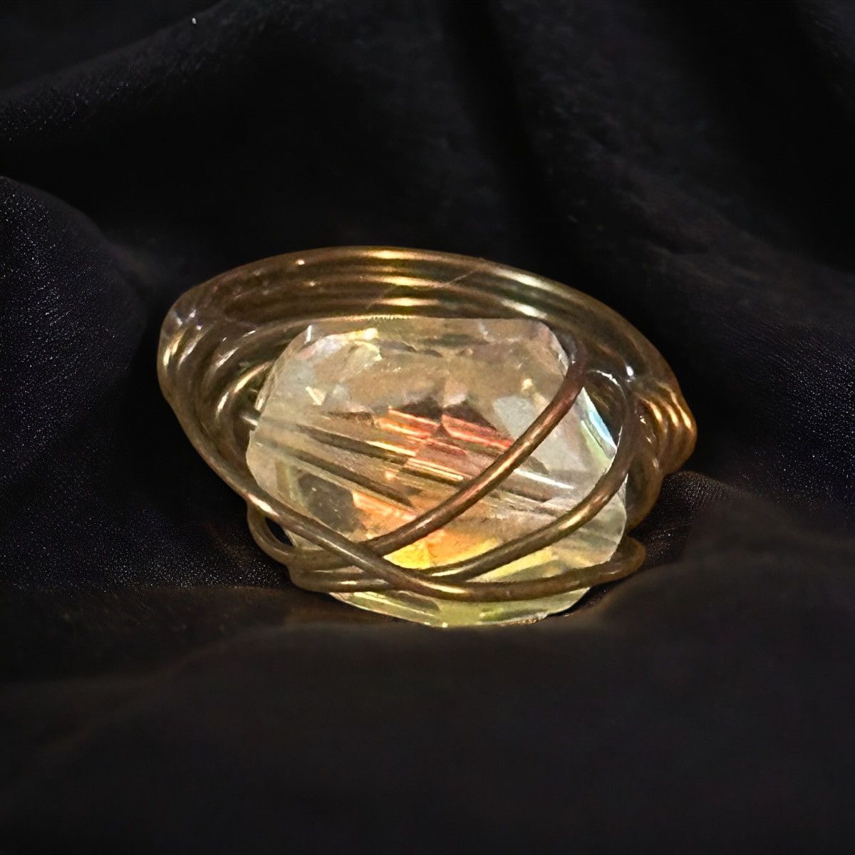 Vintage Vintage Aurora Borealis wired wrapped stone ring Size ONE SIZE - 1 Thumbnail