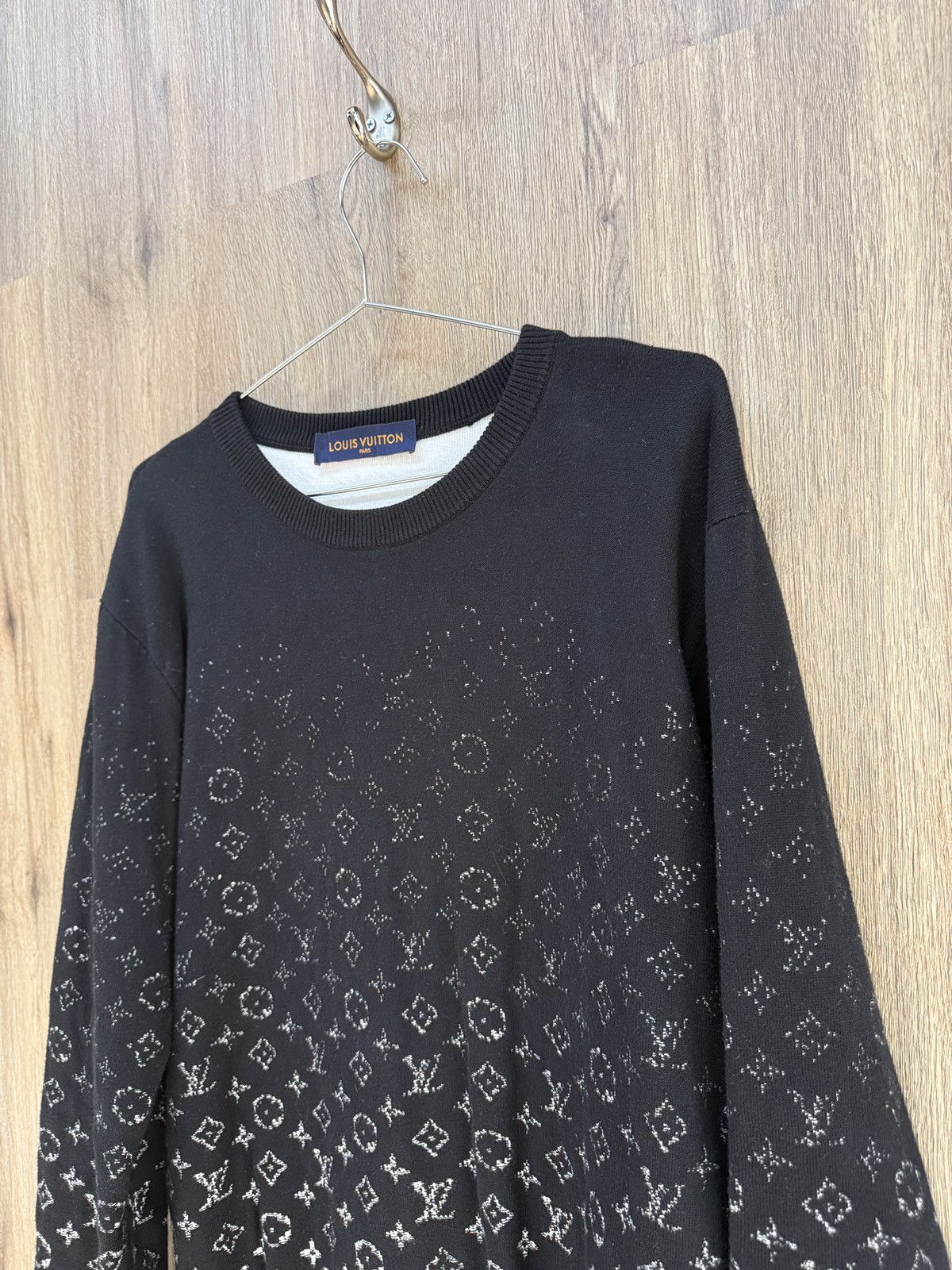 Louis Vuitton Louis Vuitton Monogram Crewneck Size US M / EU 48-50 / 2 - 3 Thumbnail