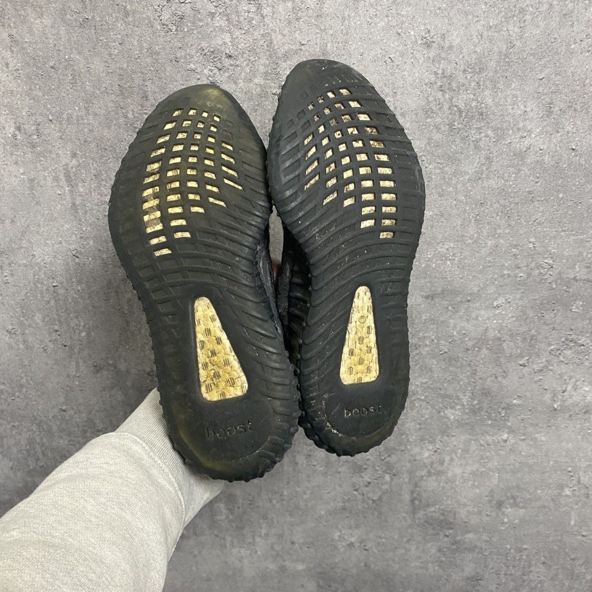 Adidas × Kanye West Adidas Yeezy 350 V2 Mx Dark Salt Size US 10 / EU 43 - 7 Thumbnail