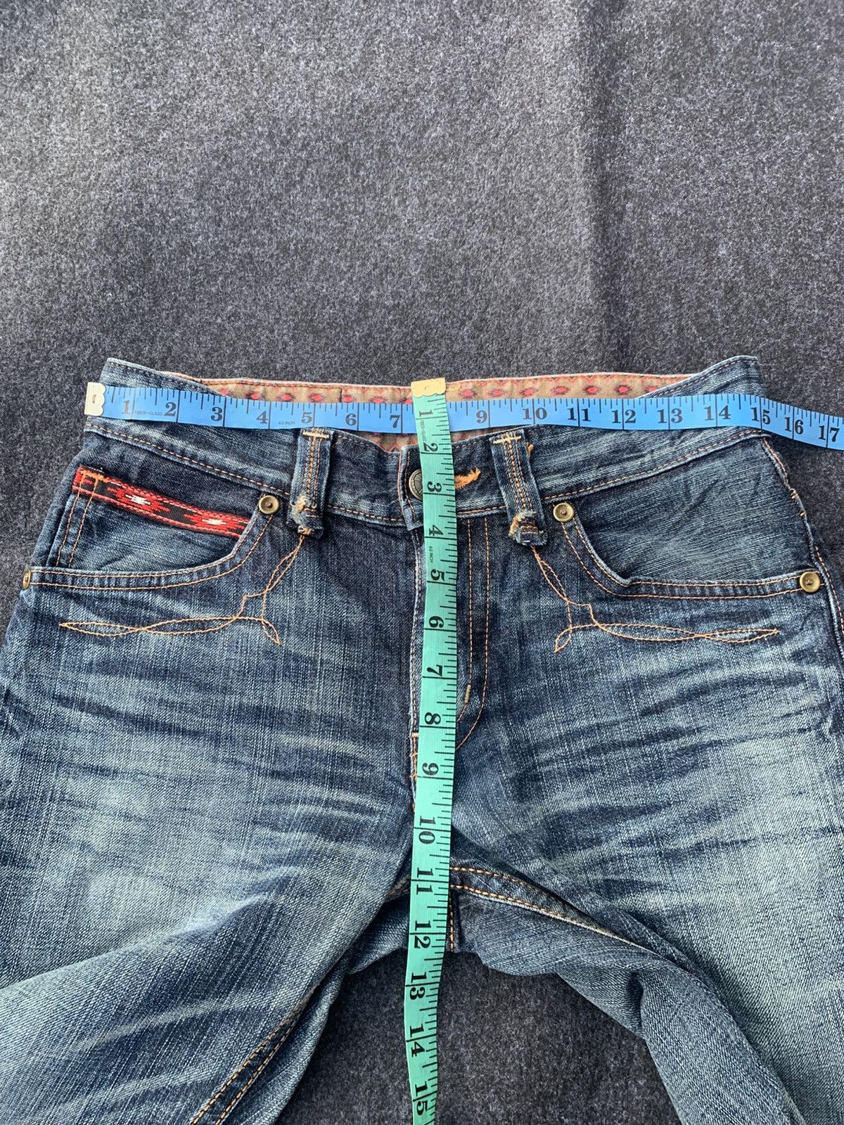 Edwin Edwin exclusive vintage leather pocket & nice faded blue. Size US 30 / EU 46 - 3 Thumbnail
