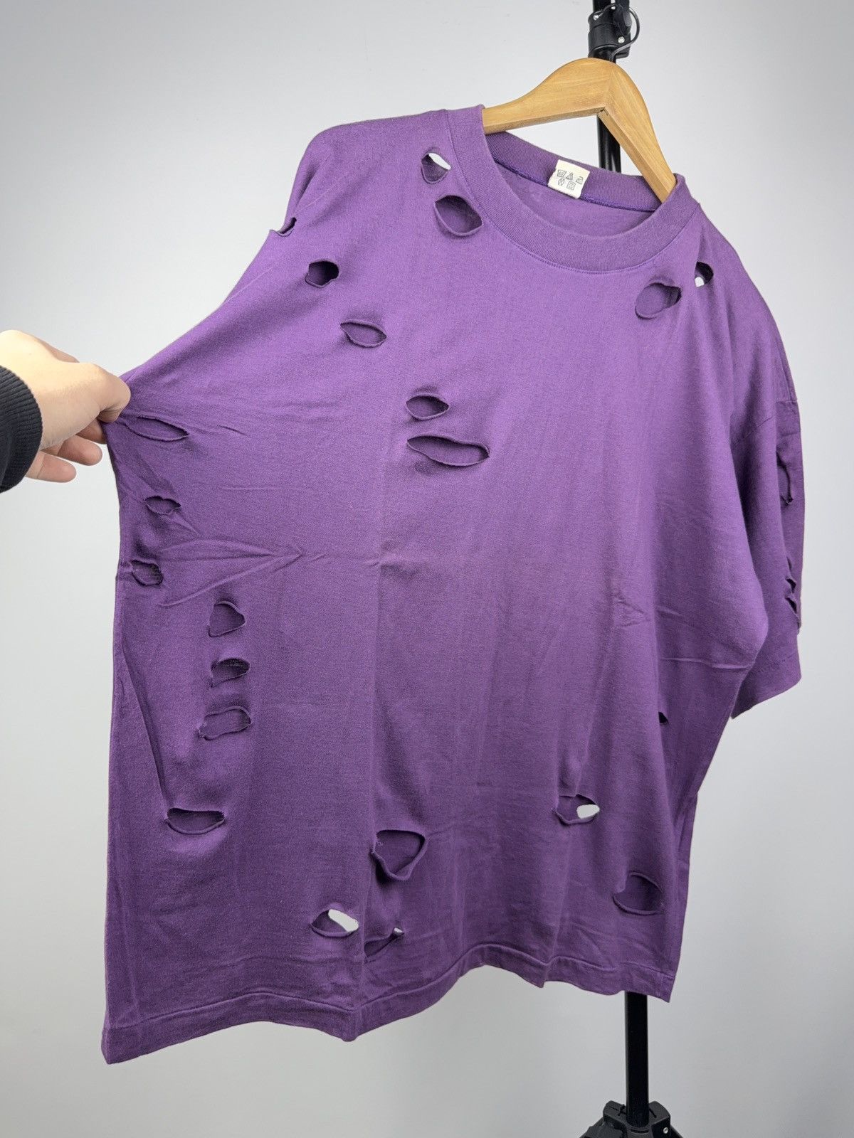 Vintage Vintage 💥90s Faded Blank Single Stitch Distressed T-Shirt Size US L / EU 52-54 / 3 - 6 Thumbnail