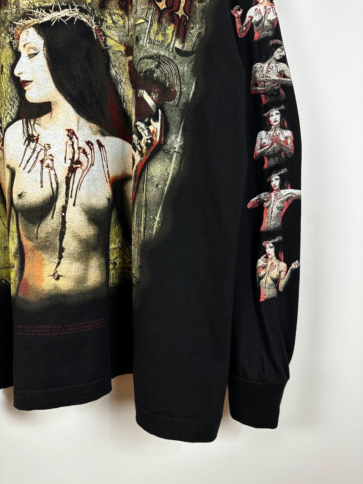 Band Tees 1998 Vintage Cradle of Filth Praise The Whore Long Sleeve Size US XL / EU 56 / 4 - 10 Thumbnail