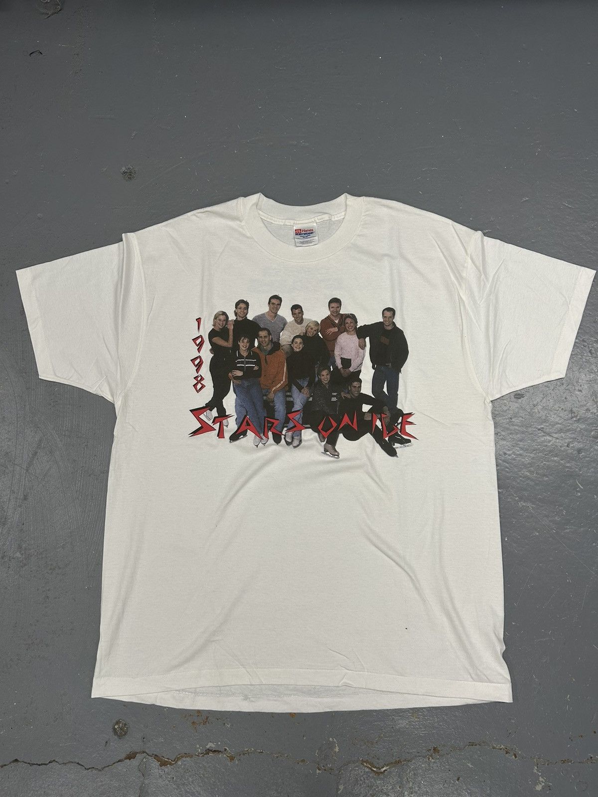 Band Tees Crazy Vintage Essential 1998 Starz On Ice Tour Tee Shirt Size US XL / EU 56 / 4 - 1 Thumbnail