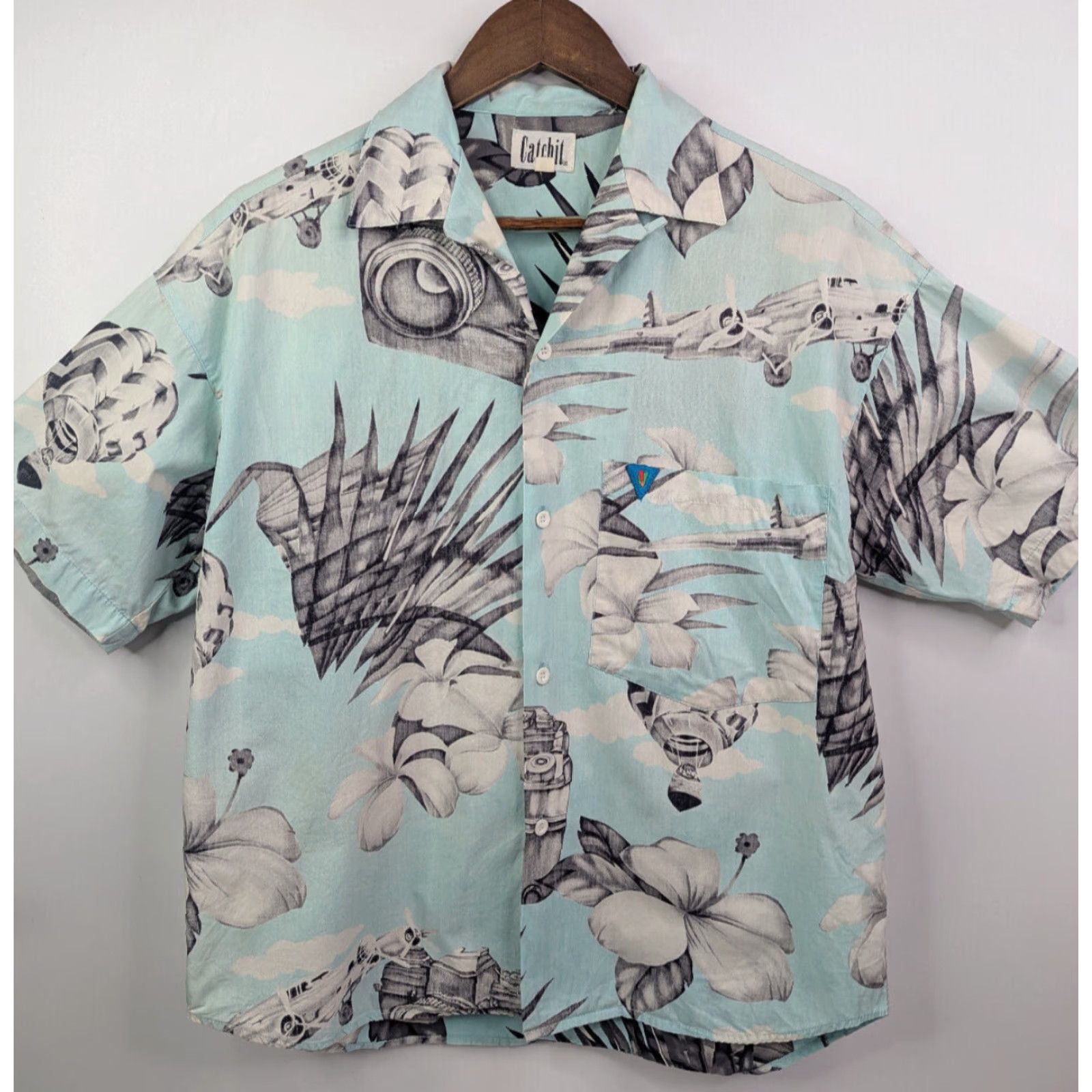 Vintage VINTAGE Catchit Shirt Male M Floral Blue 90s Tropical Surf Hawaii Button-Up Collar Short Sleeve with Chest Pocket Size US M / EU 48-50 / 2 - 3 Thumbnail