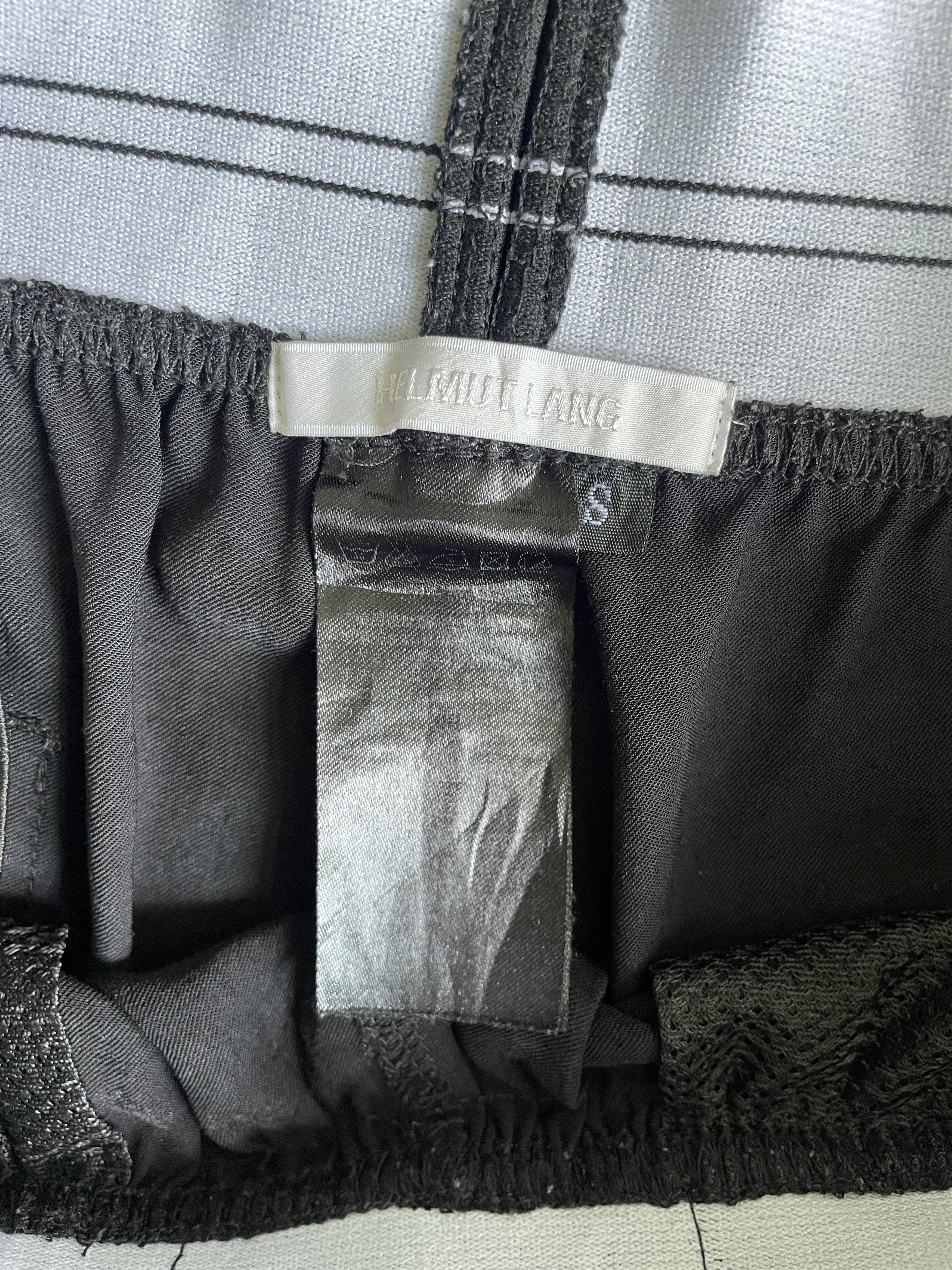 Helmut Lang HELMUT LANG Black Elastic Waist Shorts Size US 26 / EU 42 - 5 Thumbnail