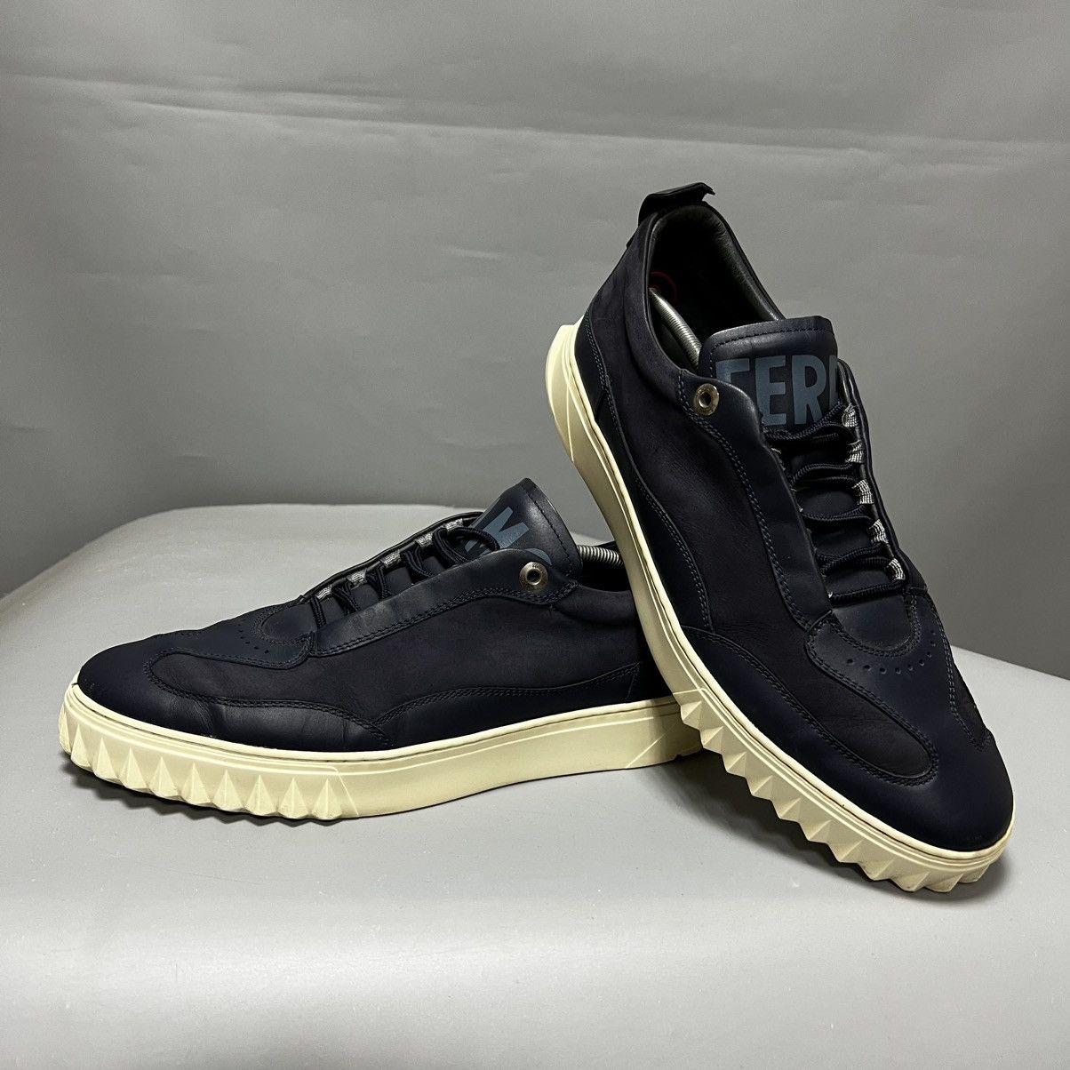 Salvatore Ferragamo Salvatore Ferragamo Navy Blue Leather Sneakers Men's Size US 9 / EU 42 - 4 Thumbnail
