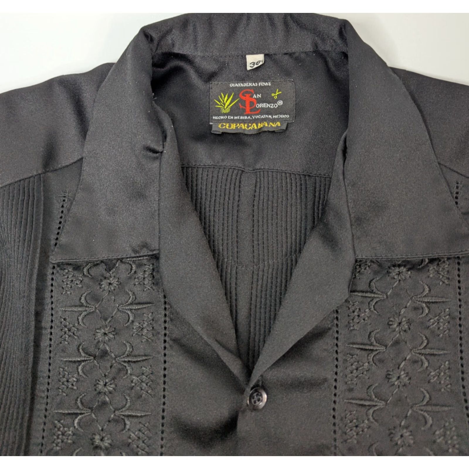 Vintage VINTAGE Guayabera San Lorenzo Copacabana Men's Black Cigar Pocket Shirt Size 38 Size US M / EU 48-50 / 2 - 7 Thumbnail