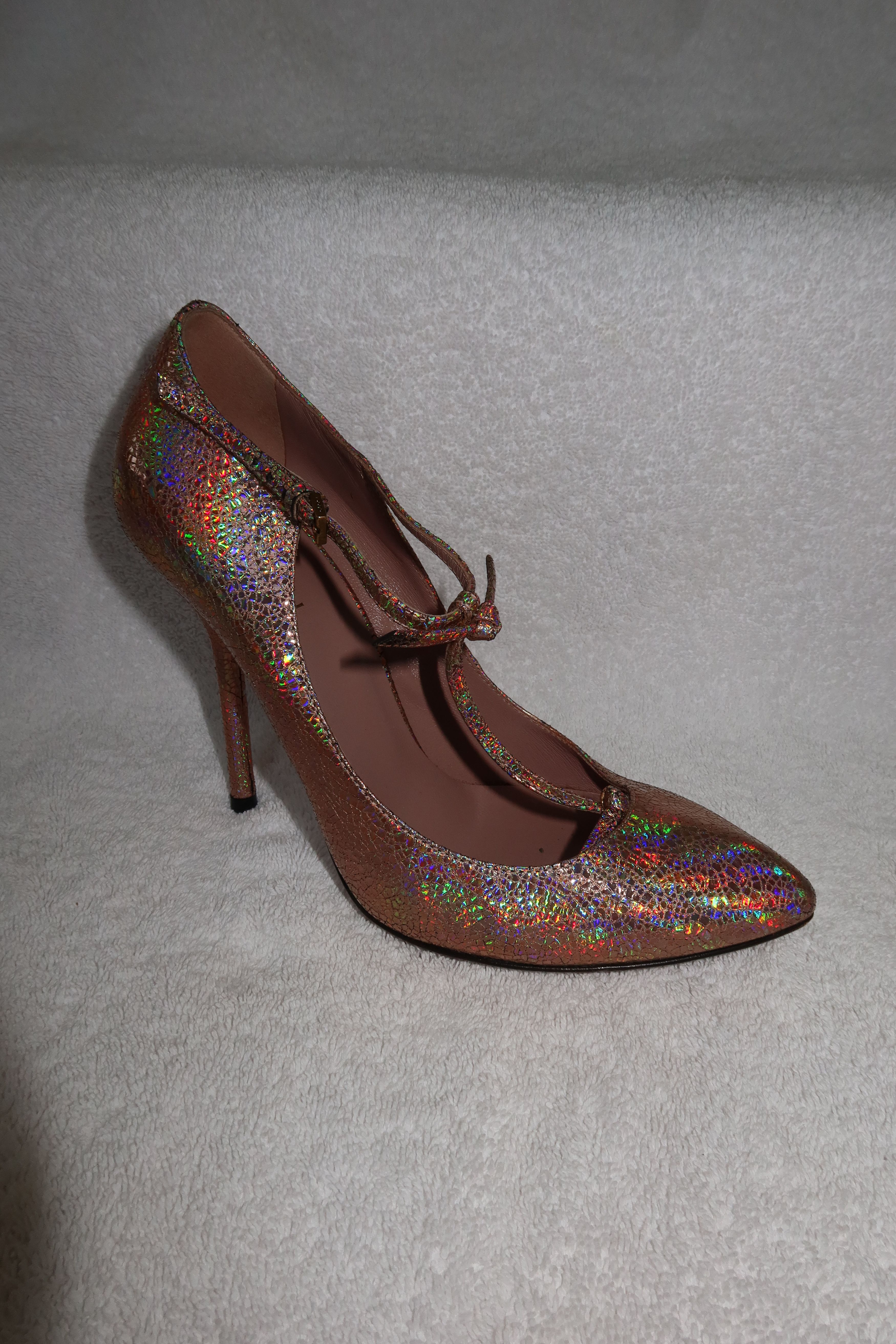 Gucci Vintage Gucci Pink Metallic Stilettos Size US 6.5 / IT 36.5 - 1 Thumbnail