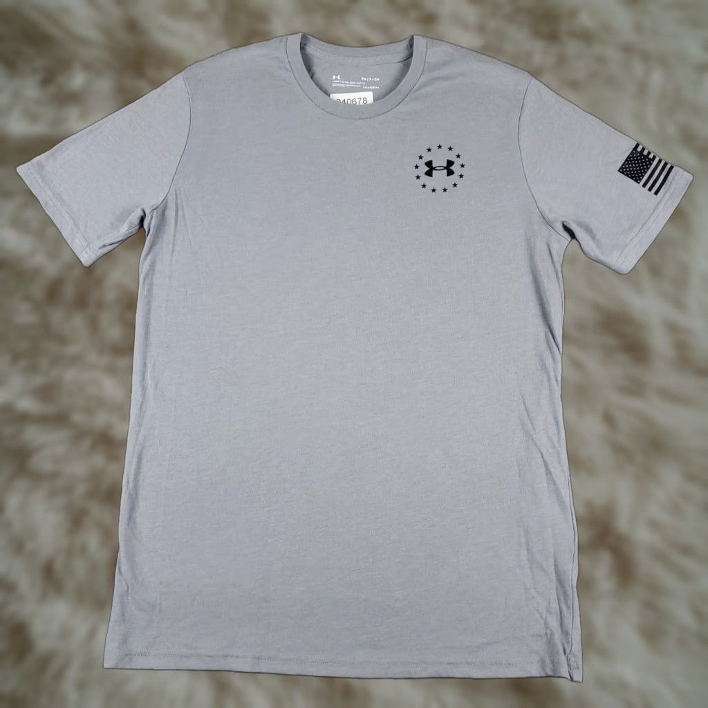 Under Armour Under Armour T-Shirt Mens Small Gray USA Flag Heatgear Short Sleeve Casual Size US S / EU 44-46 / 1 - 1 Thumbnail