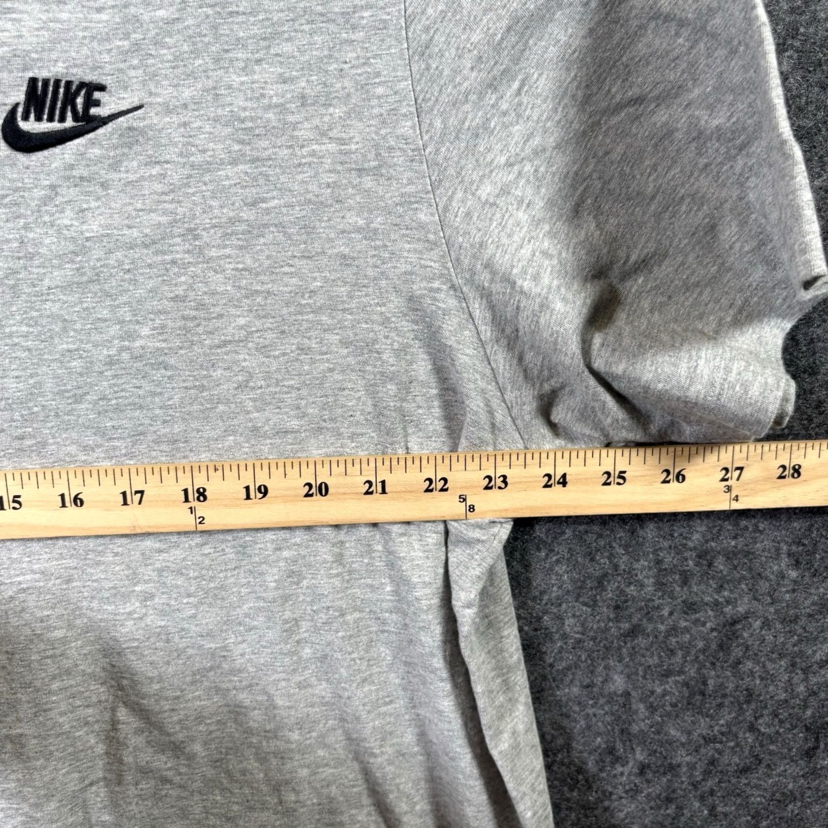 Nike Nike Tee Men’s T-Shirt Short Sleeve Gray Heather Black Swoosh Size 3XL Size US XXL / EU 58 / 5 - 2 Thumbnail