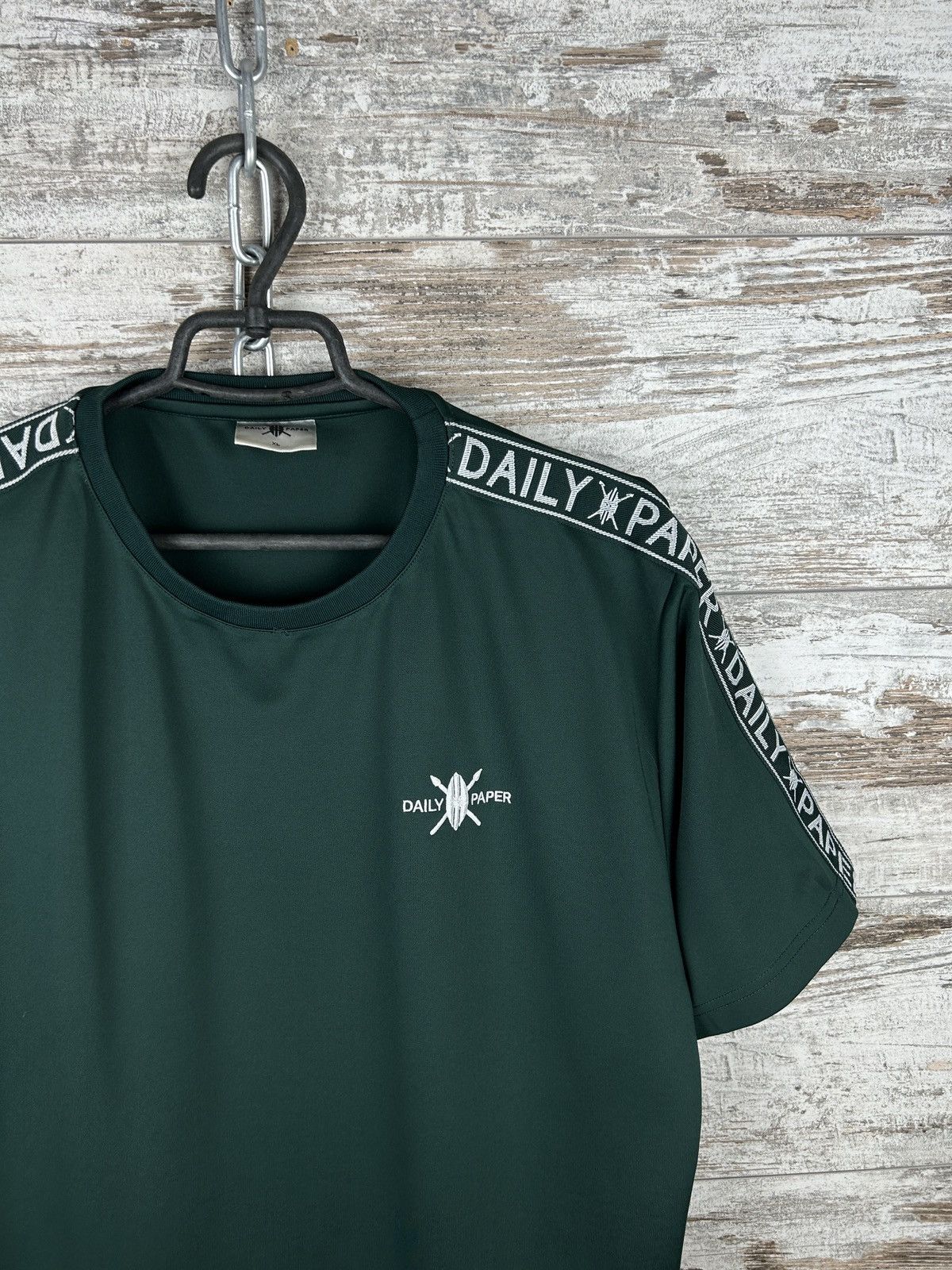 Daily Paper Mens Vintage Daily Paper T Shirt streetwear rap tee y2k Size US XL / EU 56 / 4 - 2 Thumbnail
