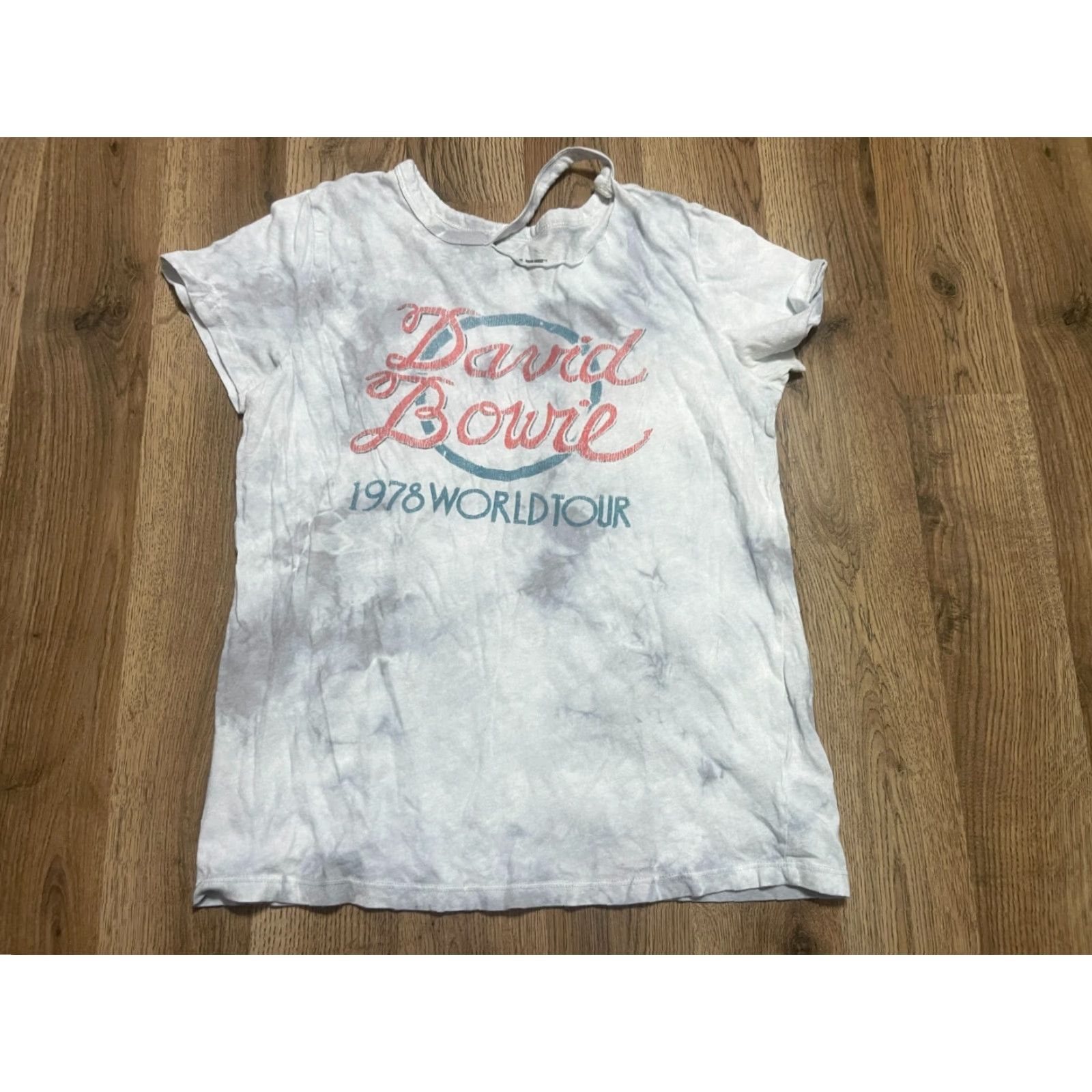 Vintage Bowie Shirt Womens Medium Gray David Bowie 1978 World Tour T-Shirt Short Sleeve Pullover Casual Regular Size M Pattern Solid Vintage No Size M / US 6-8 / IT 42-44 - 2 Thumbnail