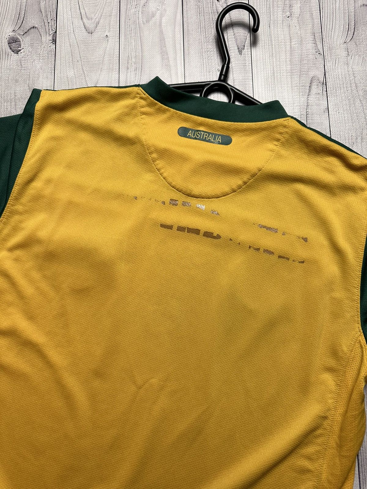 Nike × Vintage Vintage Australia soccer jersey Nike logo size M Size US M / EU 48-50 / 2 - 9 Thumbnail