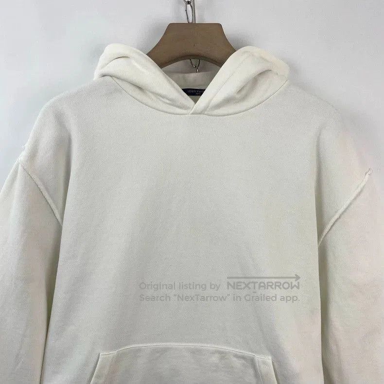 Louis Vuitton Louis Vuitton White Logo Hoodie Sweatshirt. Size US L / EU 52-54 / 3 - 5 Thumbnail
