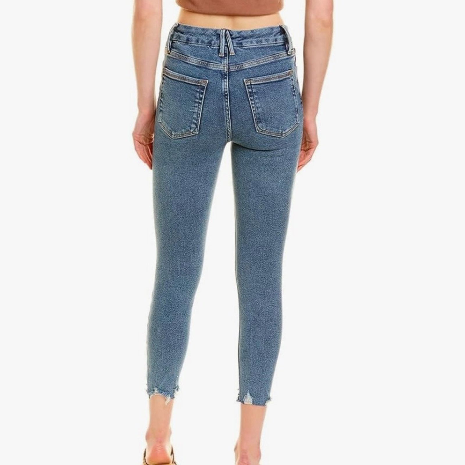 Good American Good American Good Crop Jeans Distressed Medium Wash Size 6 Size 28" / US 6 / IT 42 - 2 Thumbnail