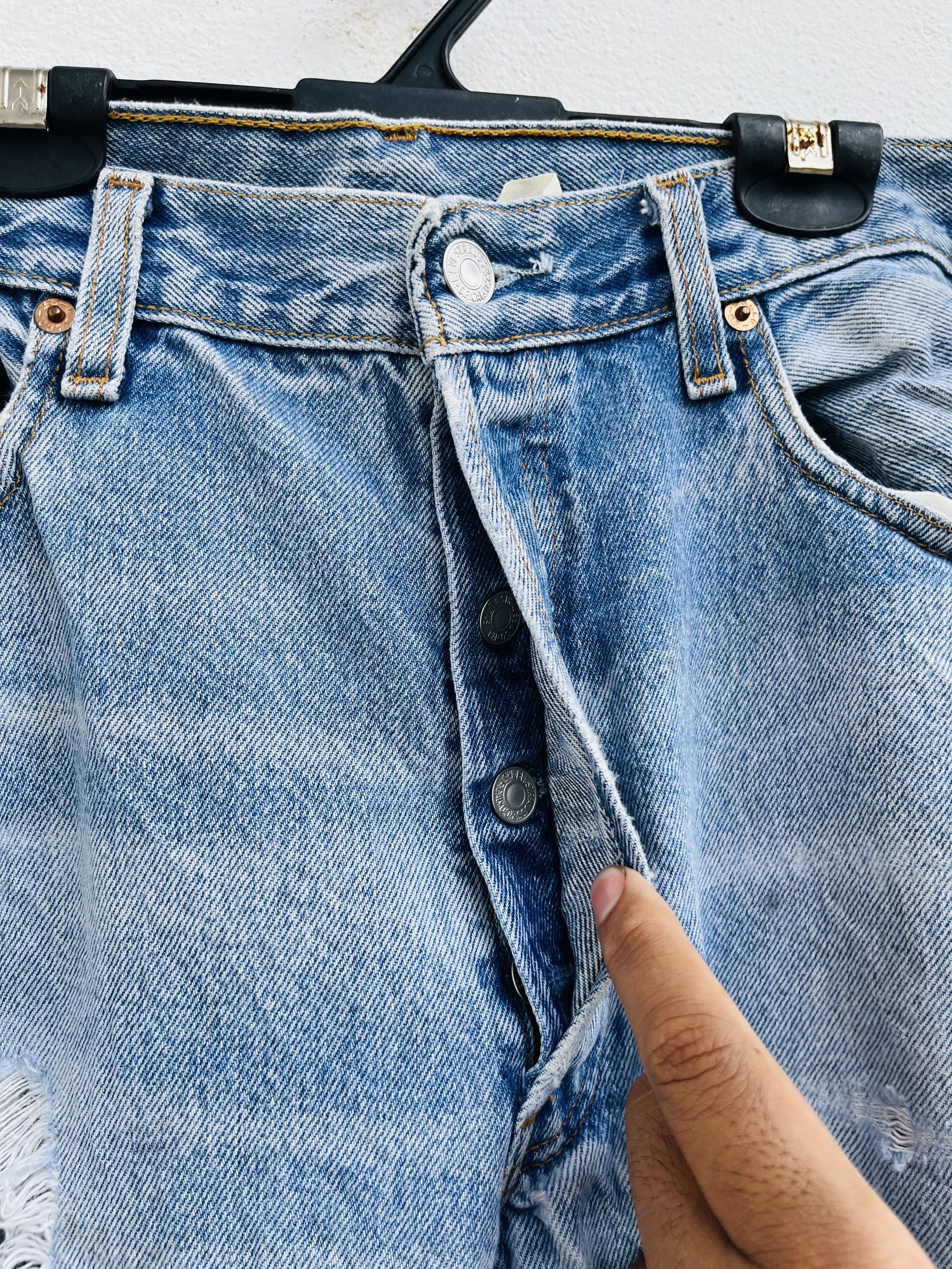 Levi's Vintage Clothing × Vintage Vintage 90s Levis Distressed Kurt Cobain Fashion Style Size US 33 - 8 Thumbnail