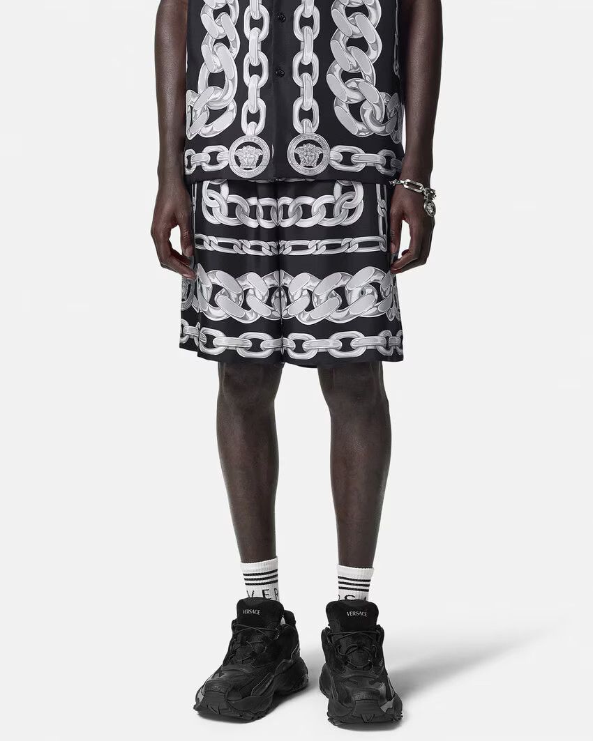 Versace o1s22i1n0125 Bermuda Short in Black Silver Size US 34 / EU 50 - 4 Thumbnail